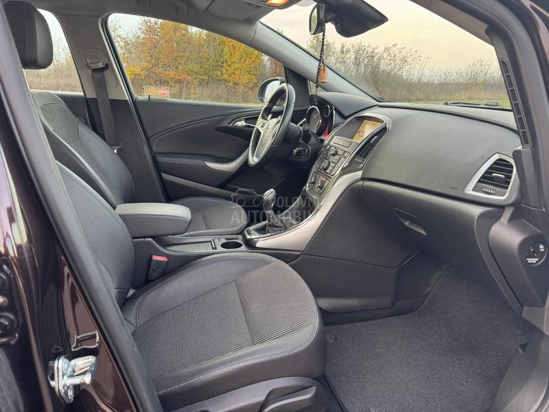 Opel Astra J 1.7 CDTI