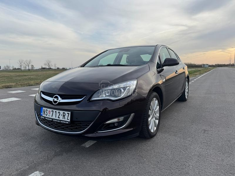 Opel Astra J 1.7 CDTI