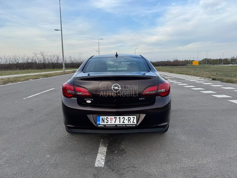 Opel Astra J 1.7 CDTI