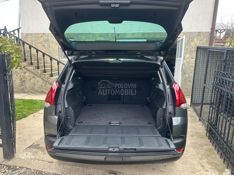 Peugeot 3008 1.6 HDI - AUT/PANO