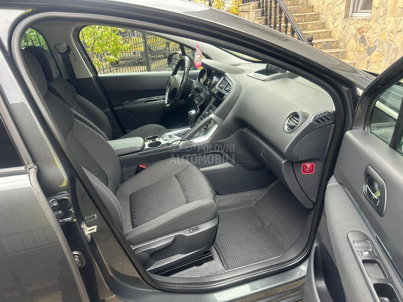 Peugeot 3008 1.6 HDI - AUT/PANO