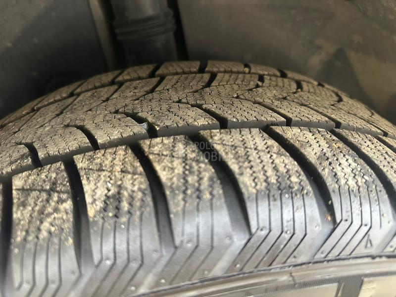 Peugeot 3008 1.6 HDI - AUT/PANO