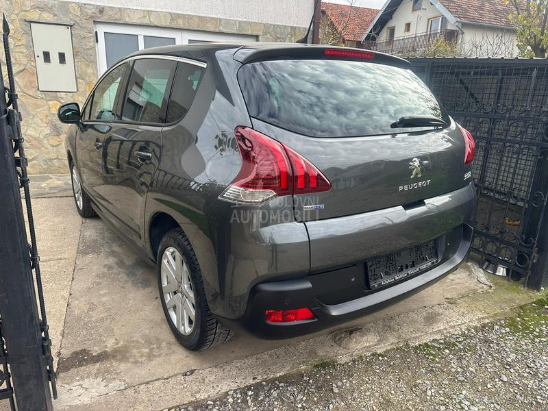 Peugeot 3008 1.6 HDI - AUT/PANO
