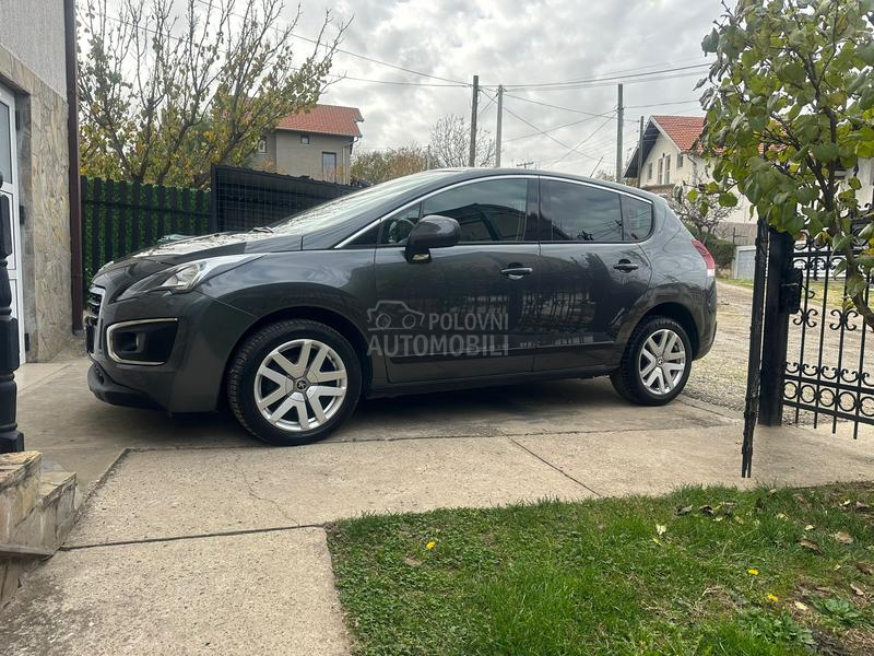 Peugeot 3008 1.6 HDI - AUT/PANO