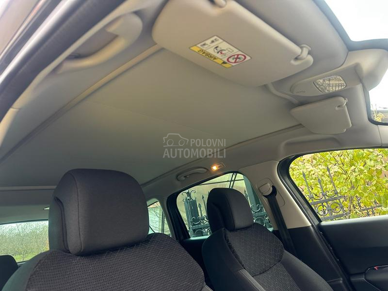 Peugeot 3008 1.6 HDI - AUT/PANO