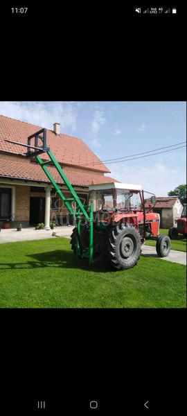 IMT utovarivac za rolo bale