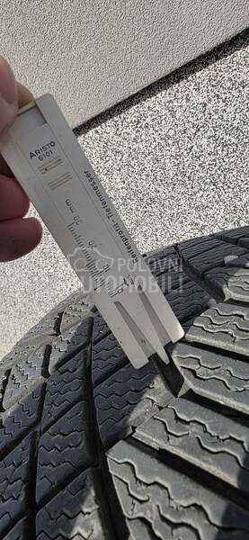 Continental 215/65 R17 Zimska