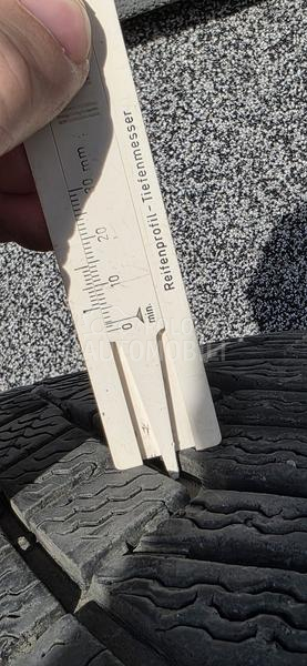 Continental 215/65 R17 Zimska