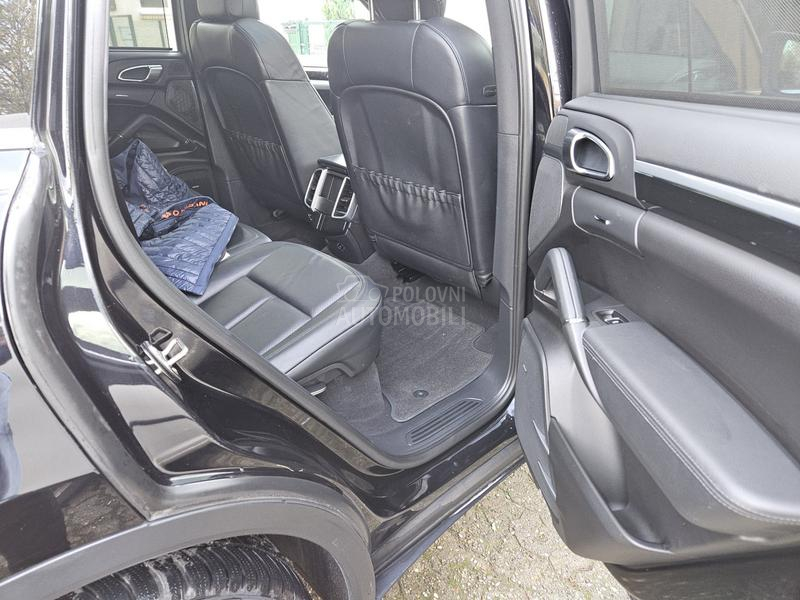 Porsche Cayenne 3.0tdi