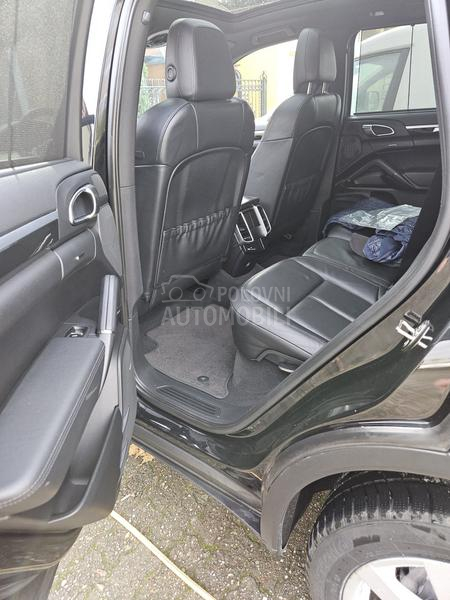 Porsche Cayenne 3.0tdi