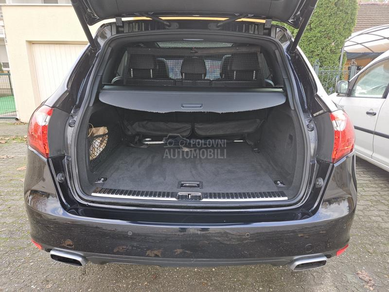 Porsche Cayenne 3.0tdi
