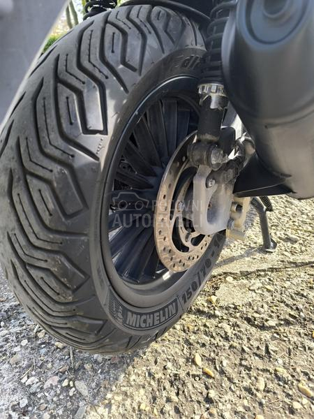 Piaggio Beverly 300 reg.do 11.26