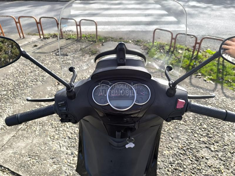 Piaggio Beverly 300 reg.do 11.26