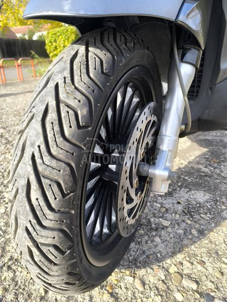 Piaggio Beverly 300 reg.do 11.26