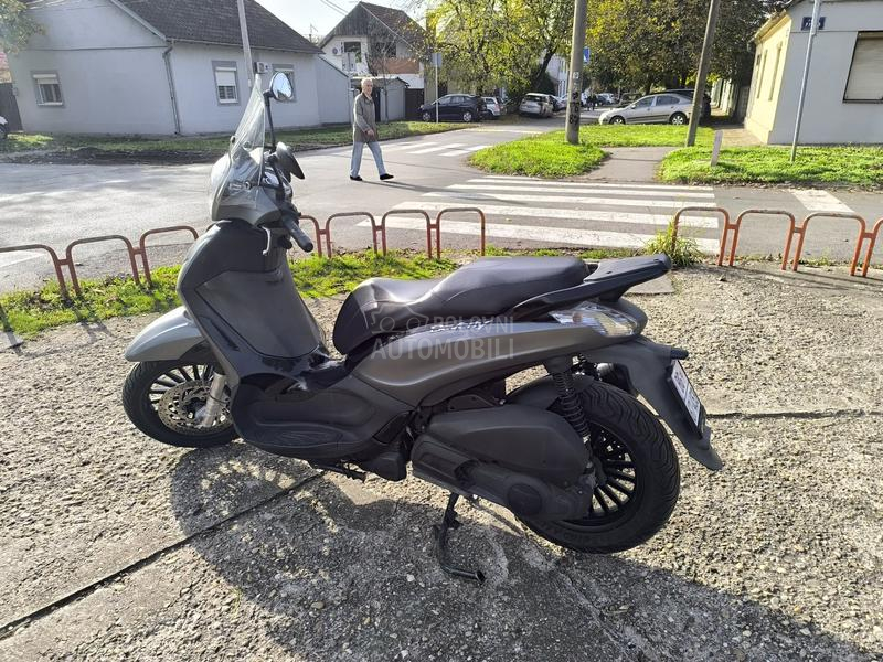 Piaggio Beverly 300 reg.do 11.26