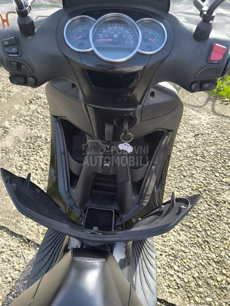 Piaggio Beverly 300 reg.do 11.26