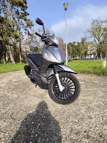 Piaggio Beverly 300 reg.do 11.26