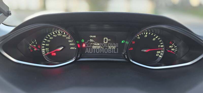 Peugeot 308 ALLURE LED