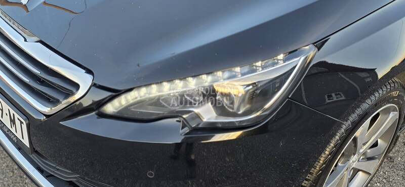 Peugeot 308 ALLURE LED