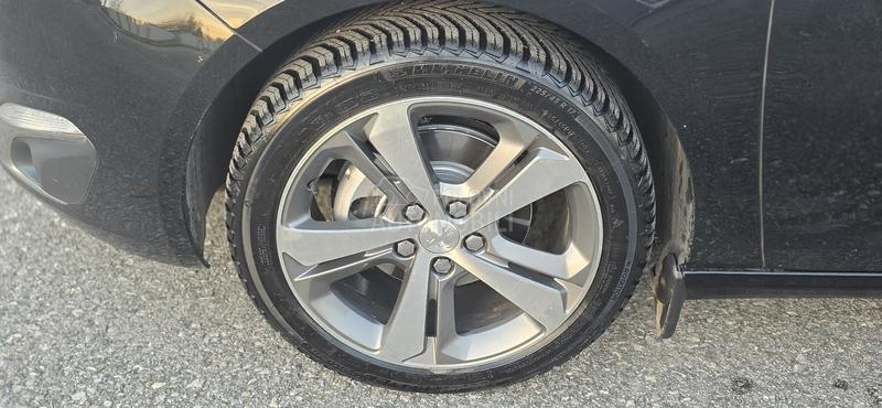 Peugeot 308 ALLURE LED