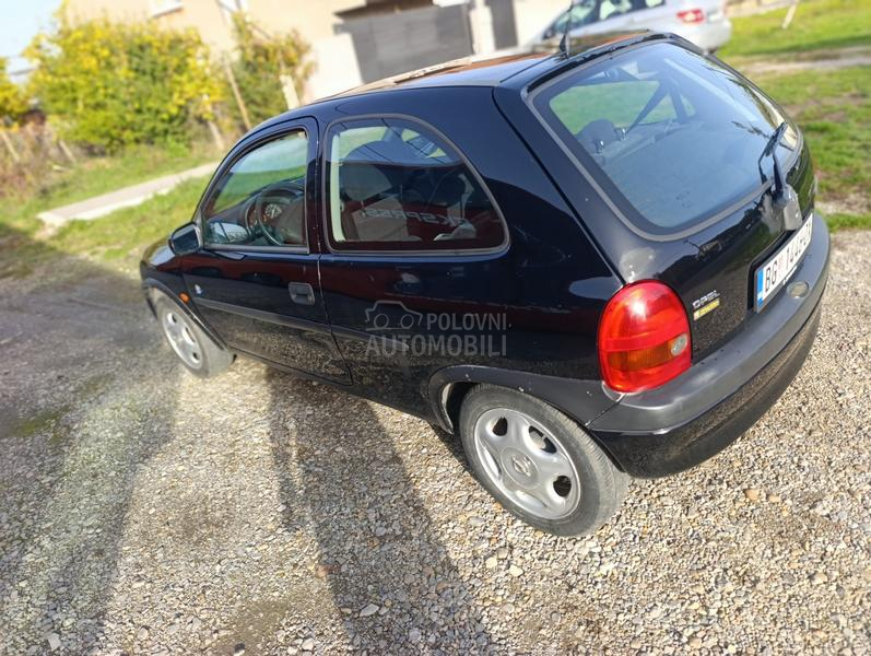 Opel Corsa C 1.0 b