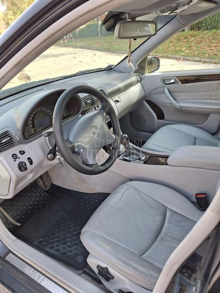 Mercedes Benz C 200 Elegance