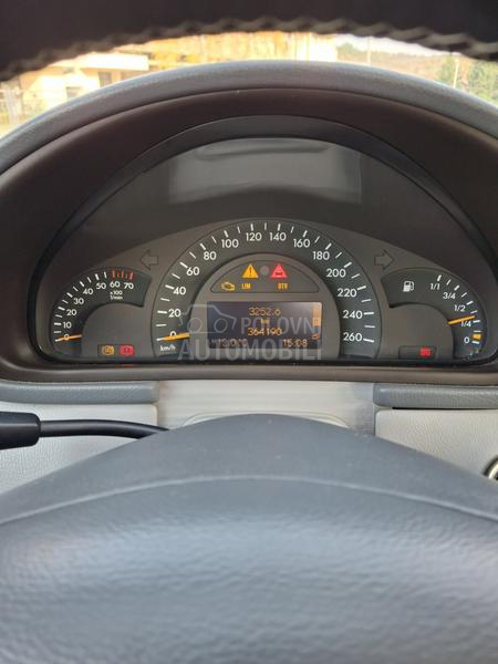 Mercedes Benz C 200 Elegance