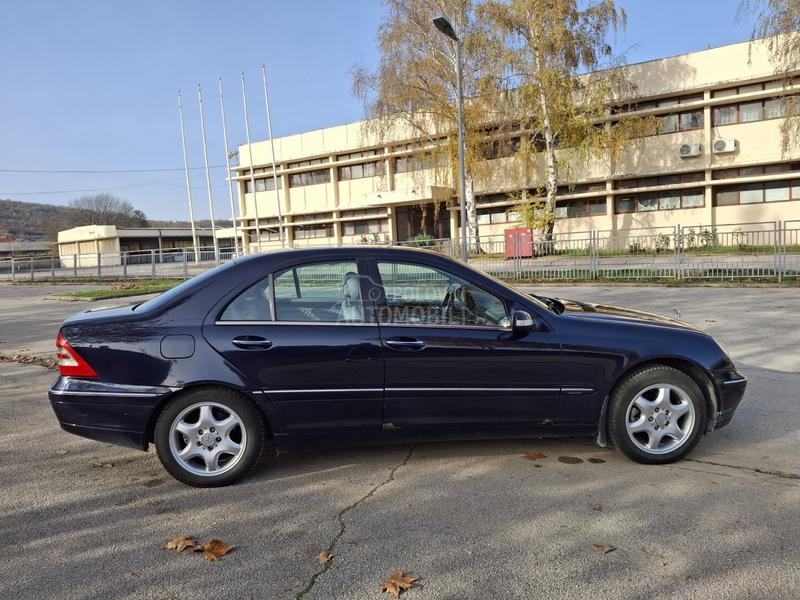 Mercedes Benz C 200 Elegance