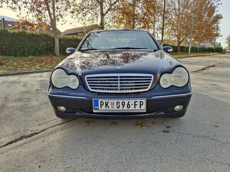 Mercedes Benz C 200 Elegance