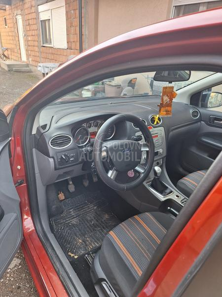 Ford Focus 1.6 16v