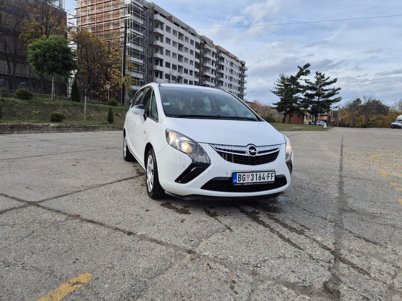 Opel Zafira 