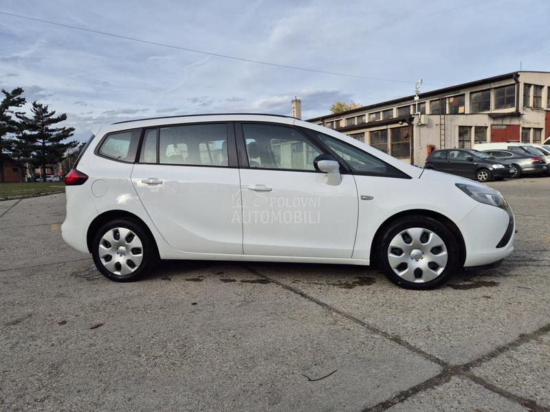 Opel Zafira 