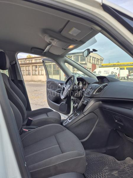 Opel Zafira 
