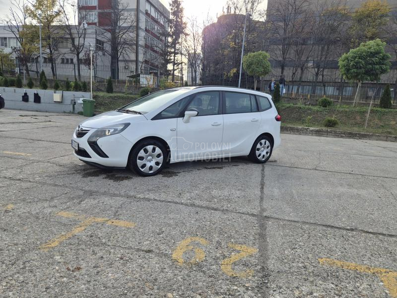 Opel Zafira 