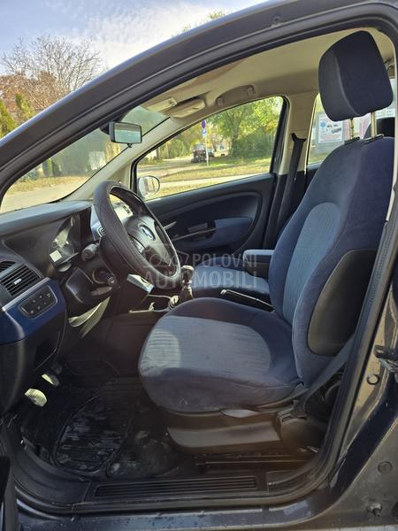 Fiat Grande Punto 1,4 8v