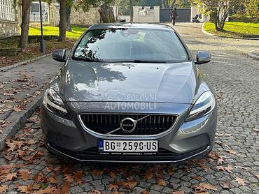 Volvo V40 D2 auto virtual