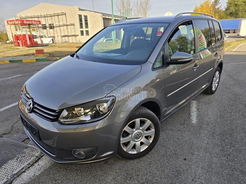 Volkswagen Touran 1,4TSI HIGHLINE