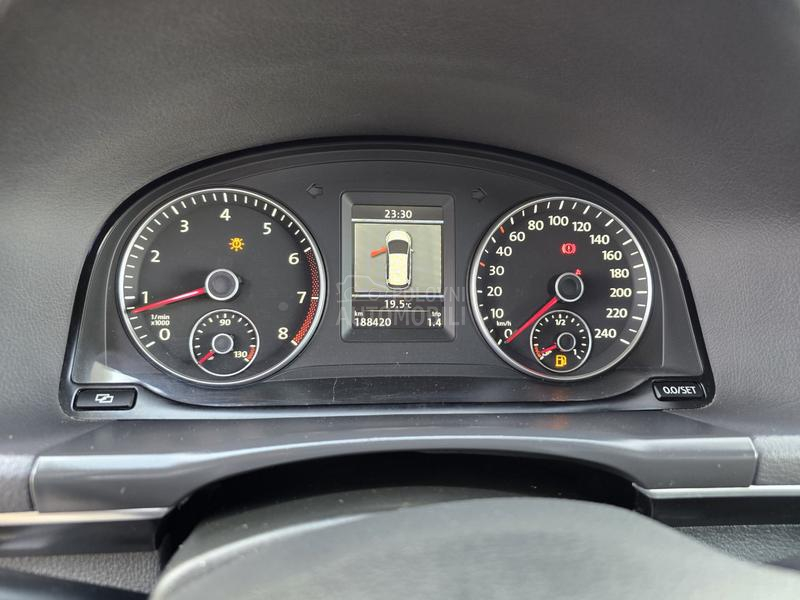 Volkswagen Touran 1,4TSI HIGHLINE