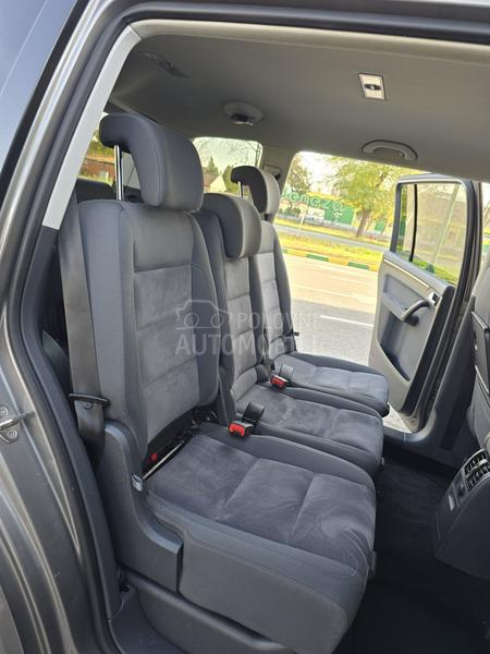 Volkswagen Touran 1,4TSI HIGHLINE