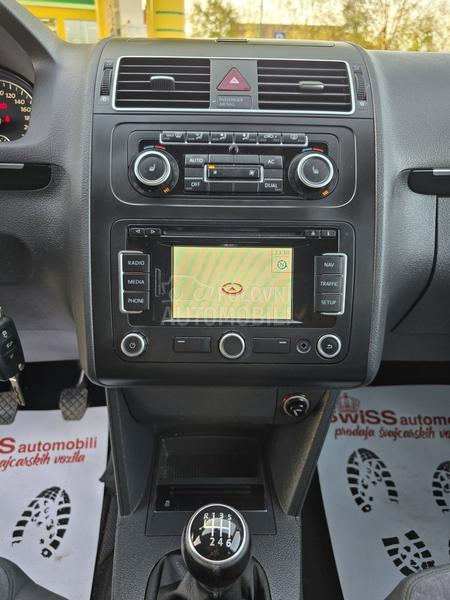 Volkswagen Touran 1,4TSI HIGHLINE