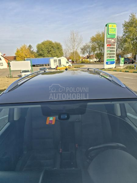 Volkswagen Touran 1,4TSI HIGHLINE