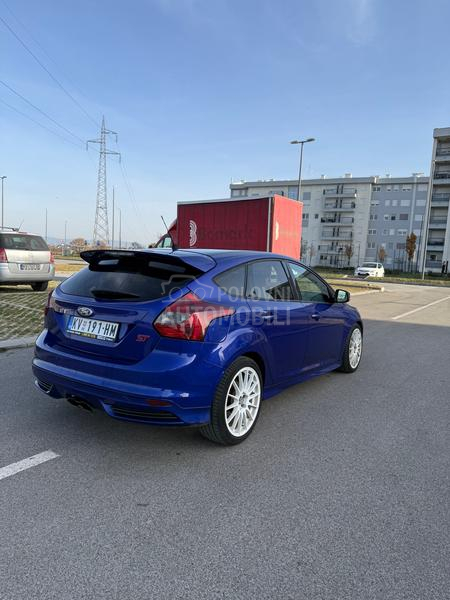 Ford Focus ST