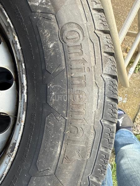 Continental 225/65 R16 Zimska