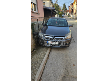 Opel Astra H 1.6