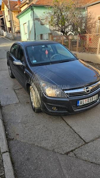 Opel Astra H 1.6