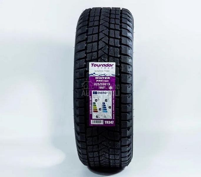 Tourador 255/55 R18 Zimska