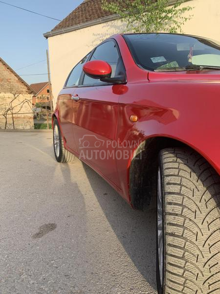 Alfa Romeo 147 JTDM
