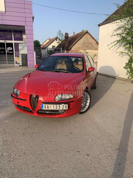 Alfa Romeo 147 JTDM