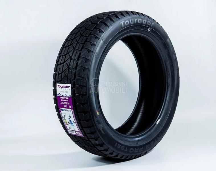 Tourador 245/60 R18 Zimska