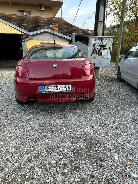 Alfa Romeo GT Q 2
